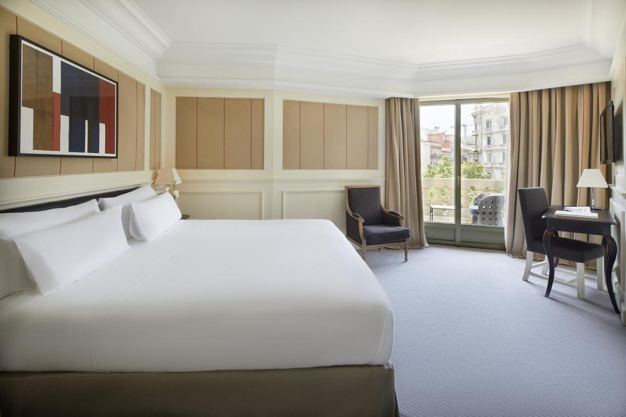 Premium Double Room with Landmark Views